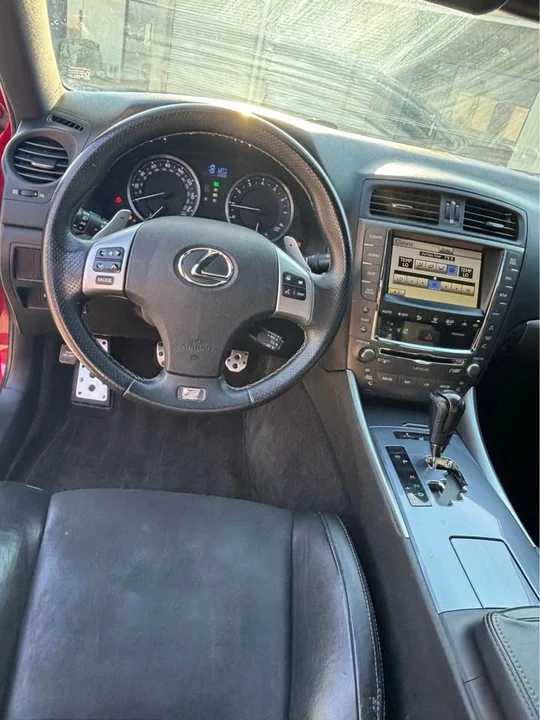 2011 Lexus IS 2nd Gen - Image 9 of 19