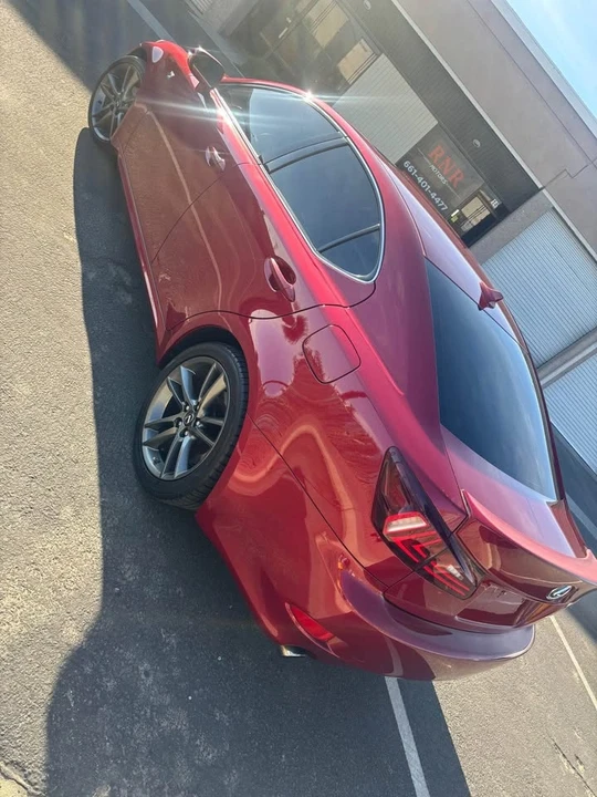 2011 Lexus IS 2nd Gen - Image 5 of 19