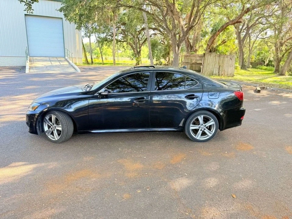 2011 Lexus IS 2nd Gen - Image 8 of 15