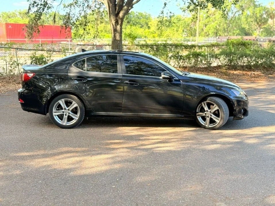 2011 Lexus IS 2nd Gen - Image 4 of 15