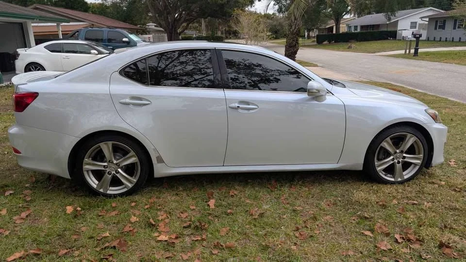 2011 Lexus IS 2nd Gen - Image 4 of 12