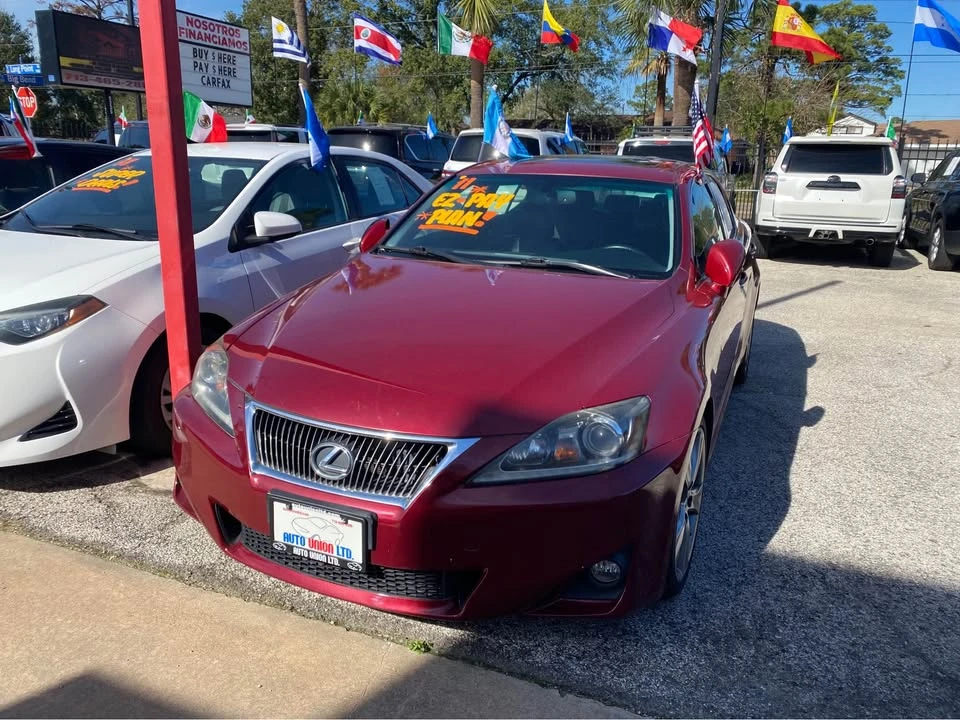 2011 Lexus IS 2nd Gen - Image 2 of 9