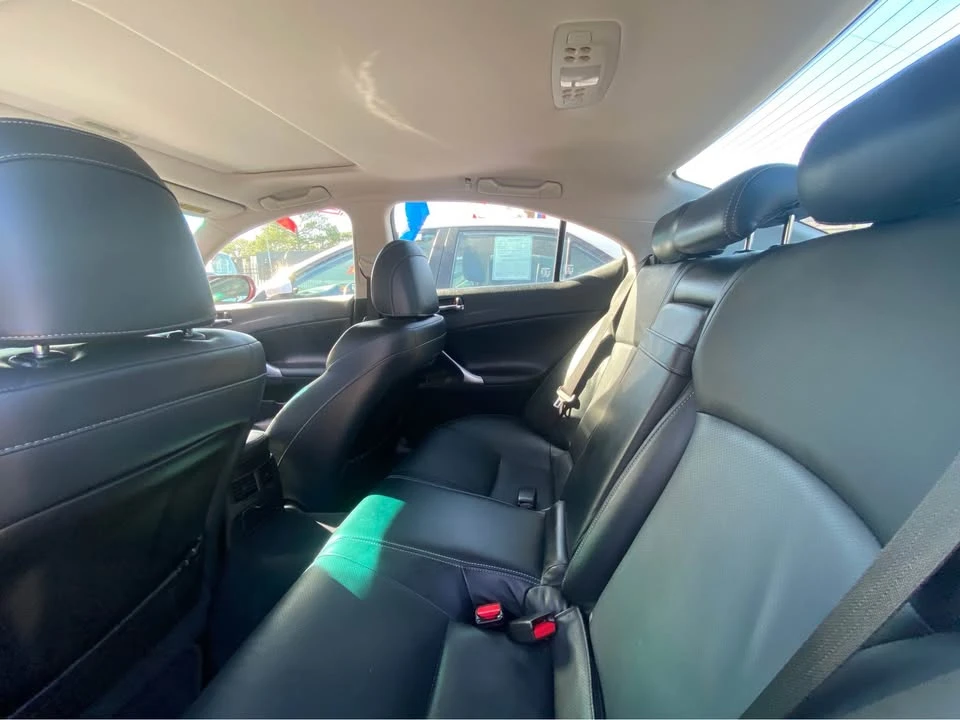 2011 Lexus IS 2nd Gen - Image 6 of 9
