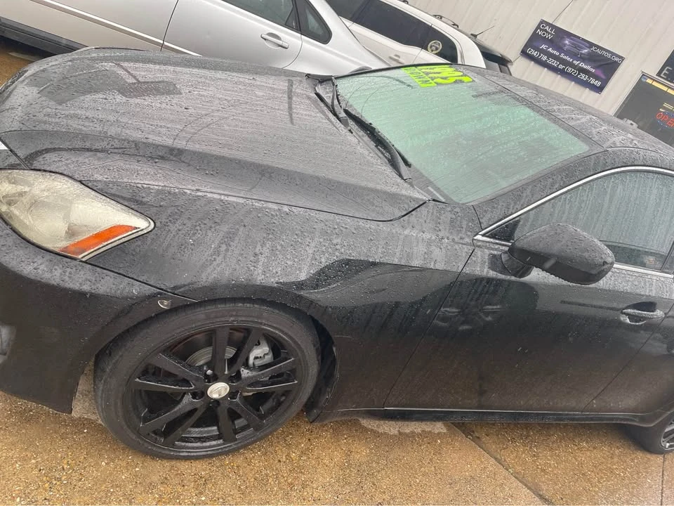 2011 Lexus IS 2nd Gen - Image 2 of 5