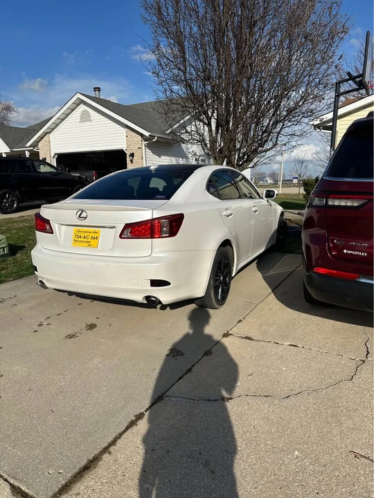 2011 Lexus IS 2nd Gen - Image 5 of 12