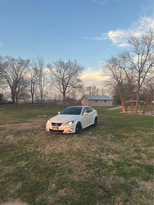 2011 Lexus IS 2nd Gen - Image 3 of 12