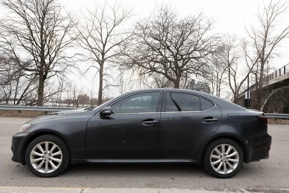 2011 Lexus IS 2nd Gen - Image 6 of 20