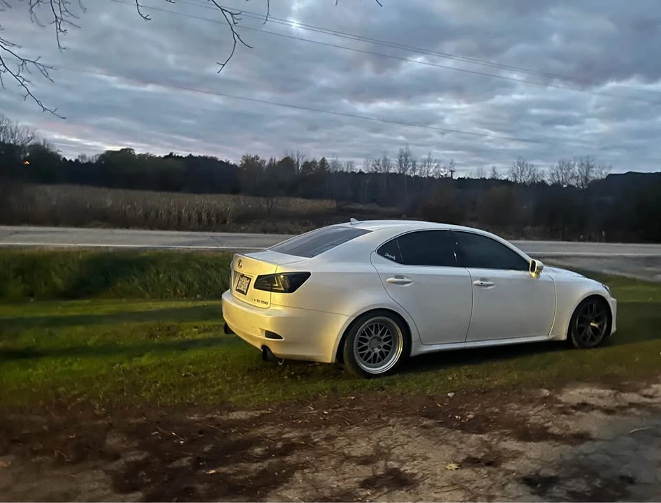 2011 Lexus IS 2nd Gen - Image 4 of 6
