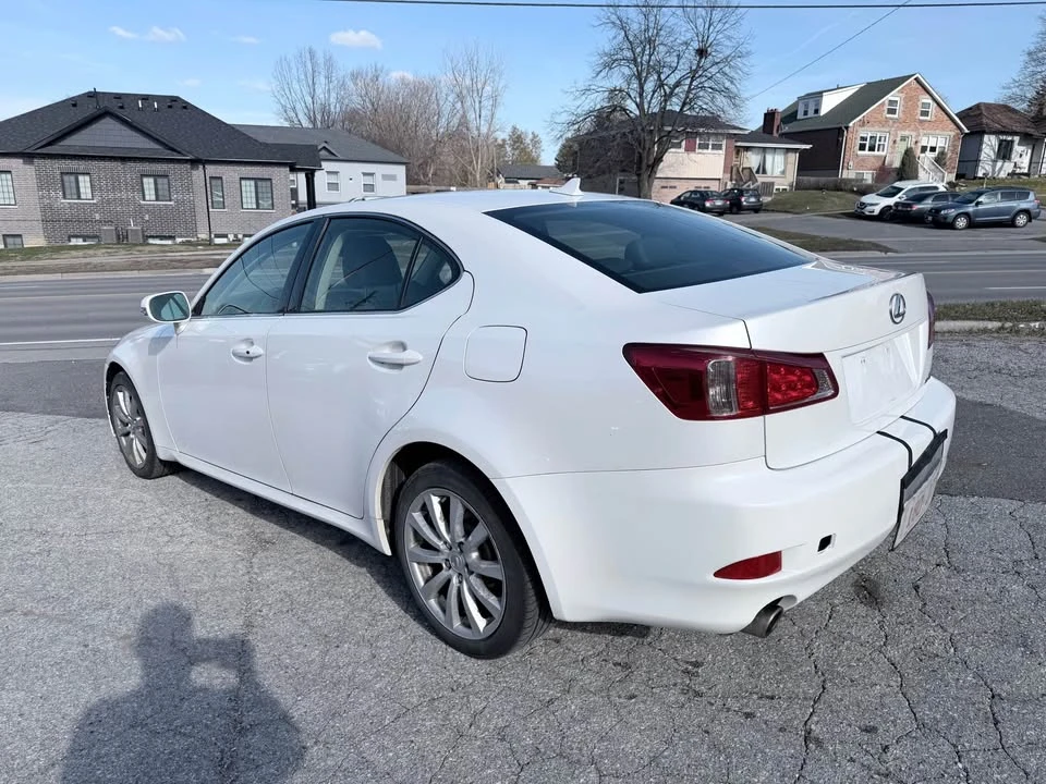 2011 Lexus IS 2nd Gen - Image 6 of 15