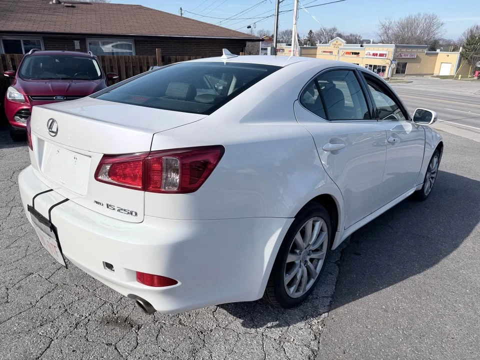 2011 Lexus IS 2nd Gen - Image 7 of 15