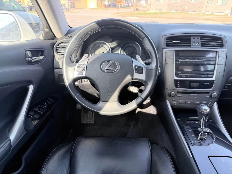 2011 Lexus IS 2nd Gen - Image 9 of 15