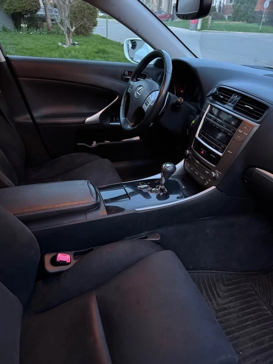2011 Lexus IS 2nd Gen - Image 7 of 9
