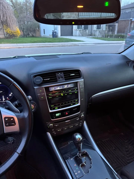 2011 Lexus IS 2nd Gen - Image 6 of 9