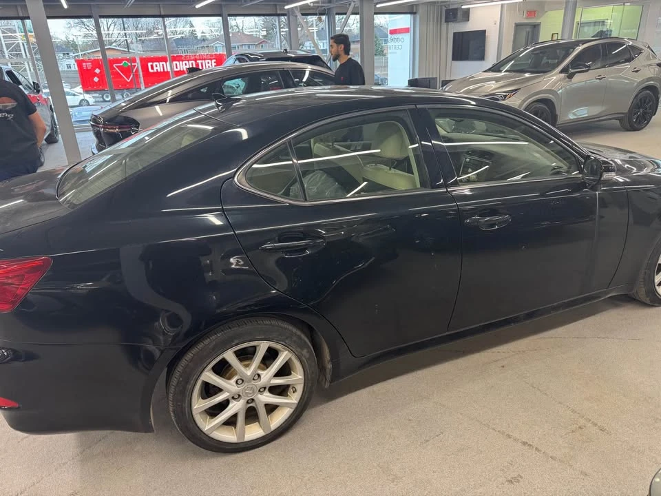 2011 Lexus IS 2nd Gen - Image 7 of 11