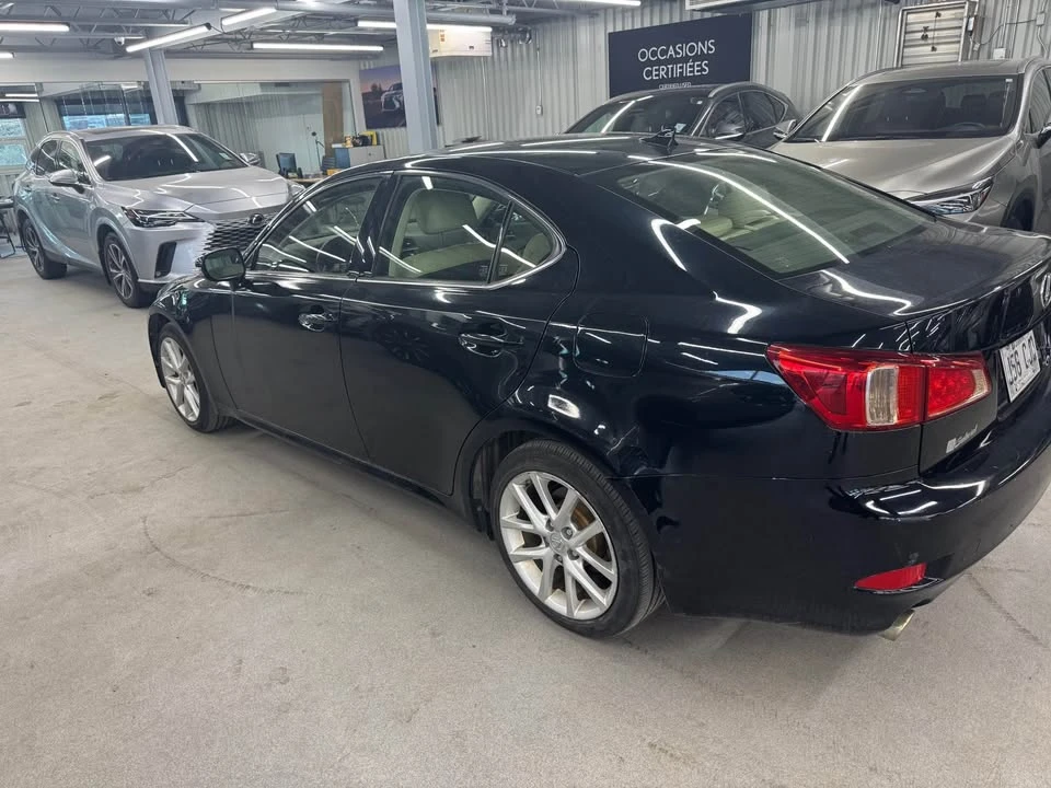 2011 Lexus IS 2nd Gen - Image 3 of 11