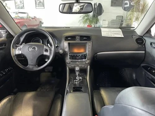 2011 Lexus IS 2nd Gen - Image 12 of 20