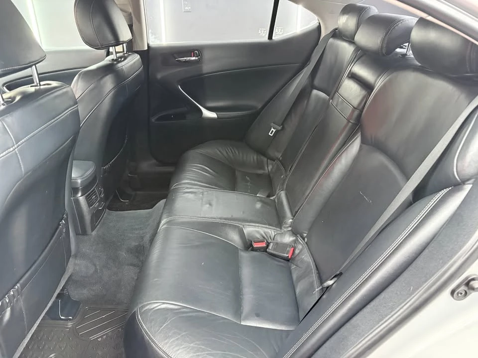 2011 Lexus IS 2nd Gen - Image 8 of 16