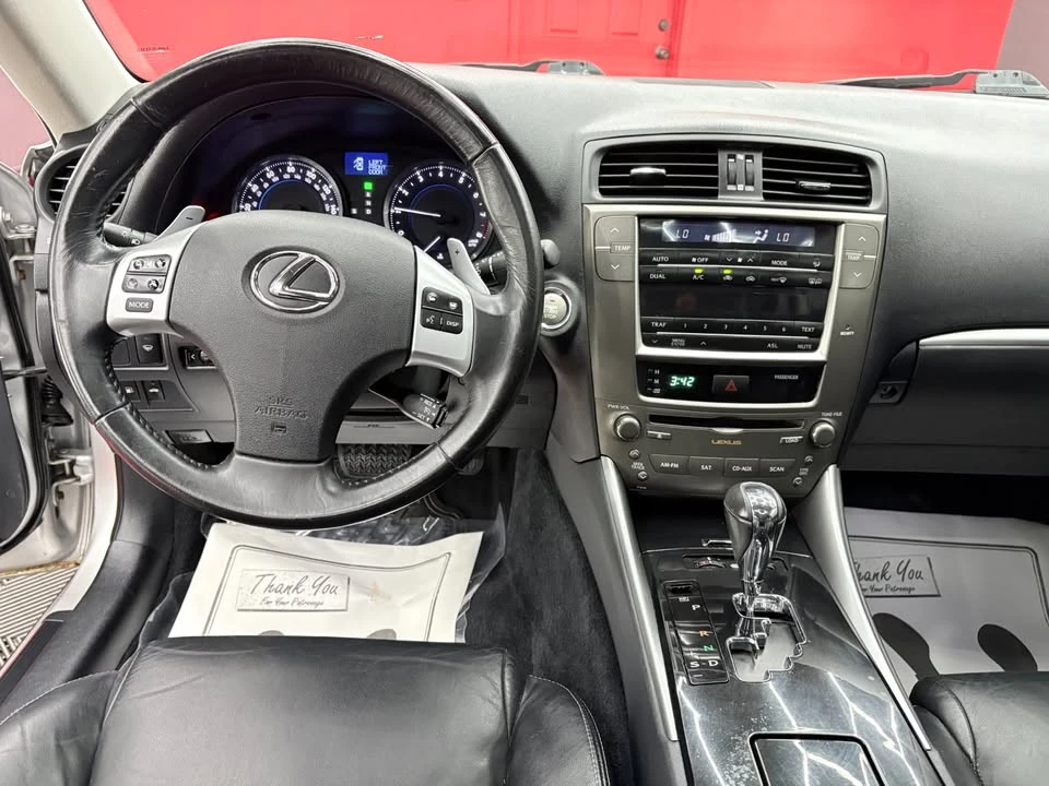 2011 Lexus IS 2nd Gen - Image 10 of 16