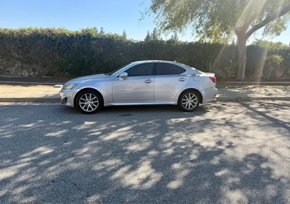 2011 Lexus IS 2nd Gen - Image 2 of 8