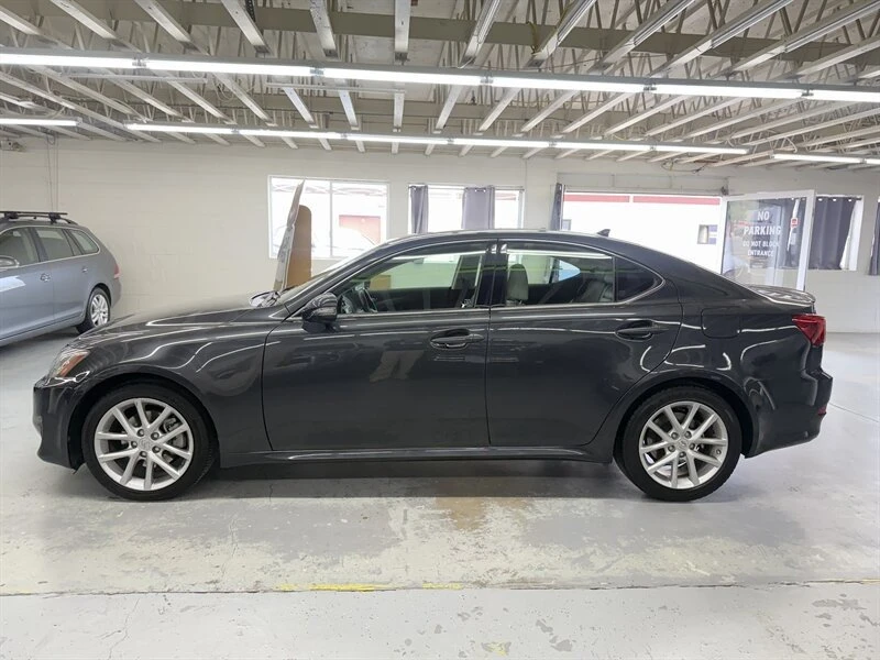 2011 Lexus IS 2nd Gen - Image 4 of 16