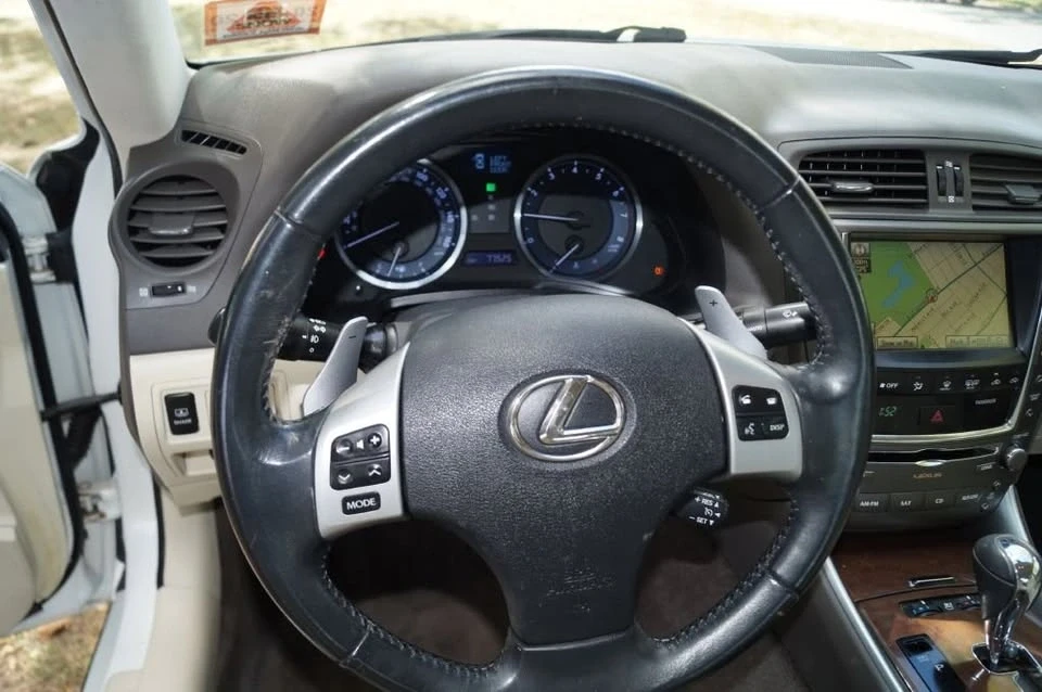 2011 Lexus IS 2nd Gen - Image 19 of 20