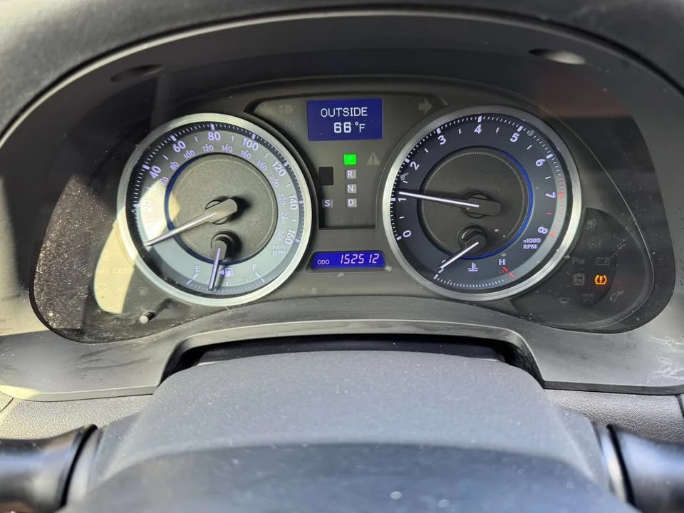 2011 Lexus IS 2nd Gen - Image 9 of 20