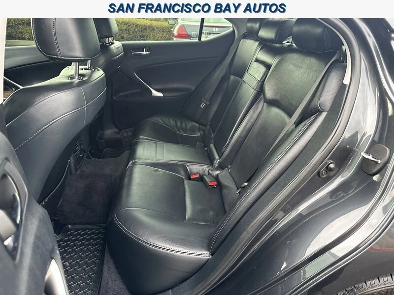 2011 Lexus IS 2nd Gen - Image 18 of 20