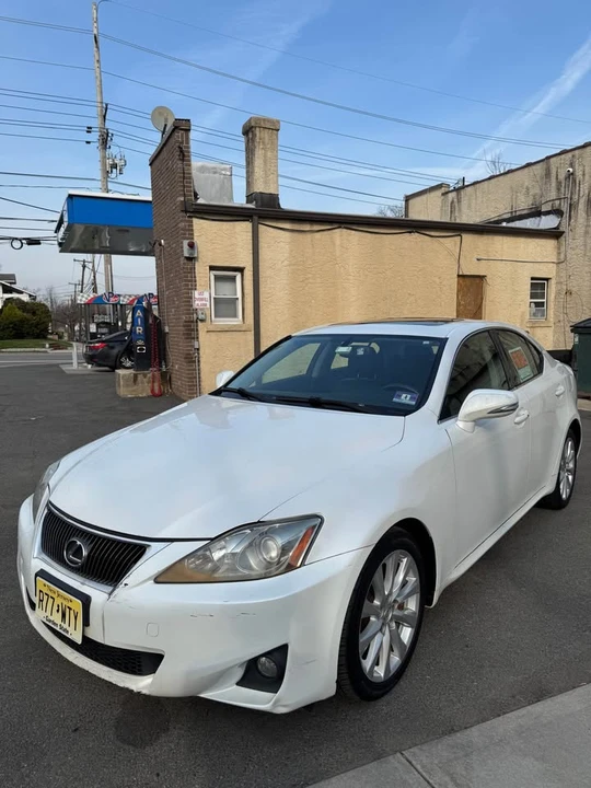 2011 Lexus IS 2nd Gen - Image 5 of 18