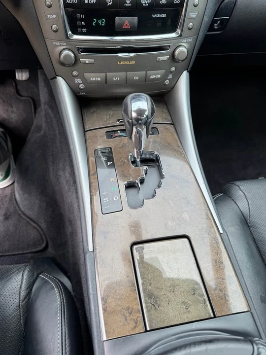 2011 Lexus IS 2nd Gen - Image 7 of 18