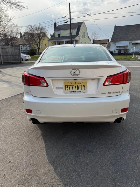 2011 Lexus IS 2nd Gen - Image 17 of 18