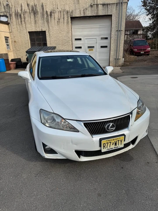 2011 Lexus IS 2nd Gen - Image 18 of 18