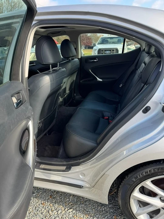 2011 Lexus IS 2nd Gen - Image 11 of 20