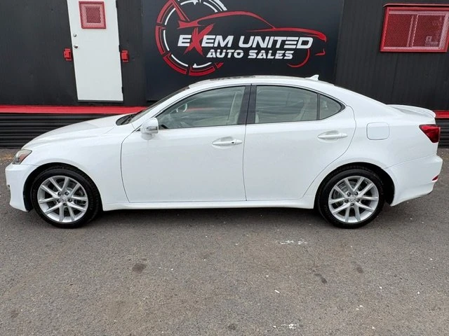 2011 Lexus IS 2nd Gen - Image 2 of 16