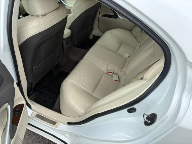 2011 Lexus IS 2nd Gen - Image 10 of 16