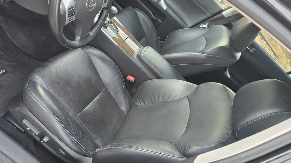 2011 Lexus IS 2nd Gen - Image 6 of 18