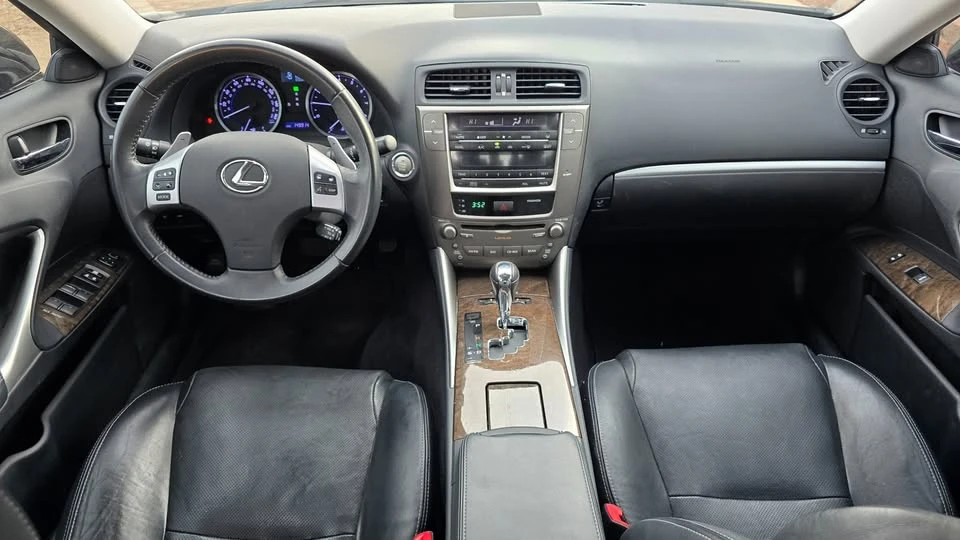 2011 Lexus IS 2nd Gen - Image 5 of 18