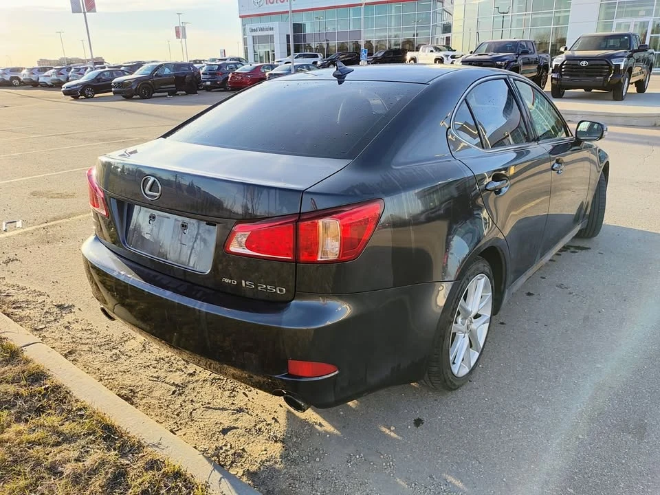 2011 Lexus IS 2nd Gen - Image 3 of 17