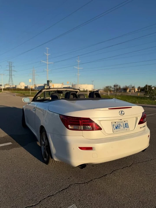 2011 Lexus IS 2nd Gen - Image 12 of 19