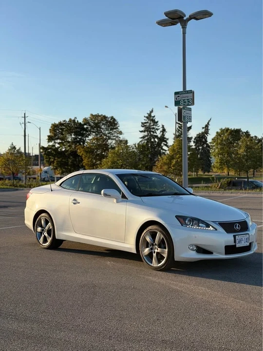 2011 Lexus IS 2nd Gen - Image 6 of 19