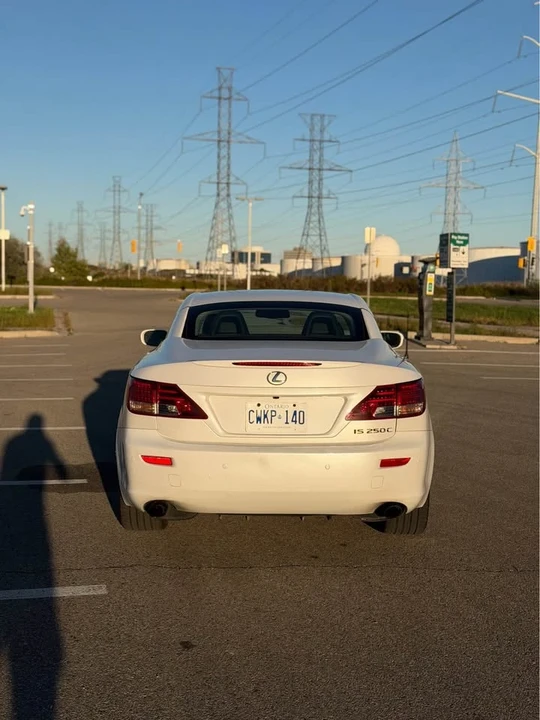 2011 Lexus IS 2nd Gen - Image 4 of 19