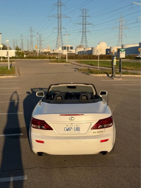 2011 Lexus IS 2nd Gen - Image 11 of 19