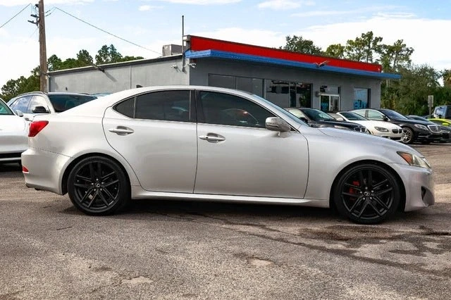 2011 Lexus IS 2nd Gen - Image 9 of 14