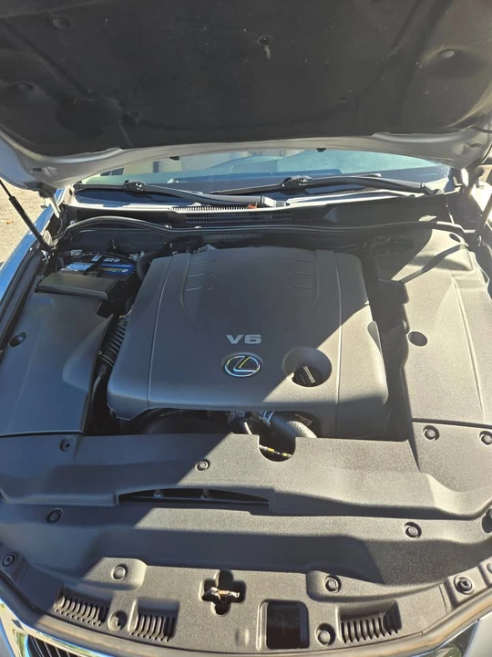 2011 Lexus IS 2nd Gen - Image 19 of 20