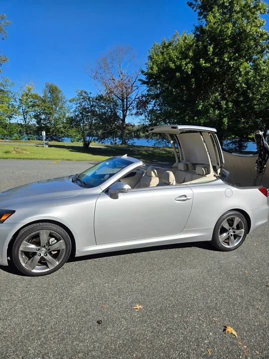 2011 Lexus IS 2nd Gen - Image 5 of 20