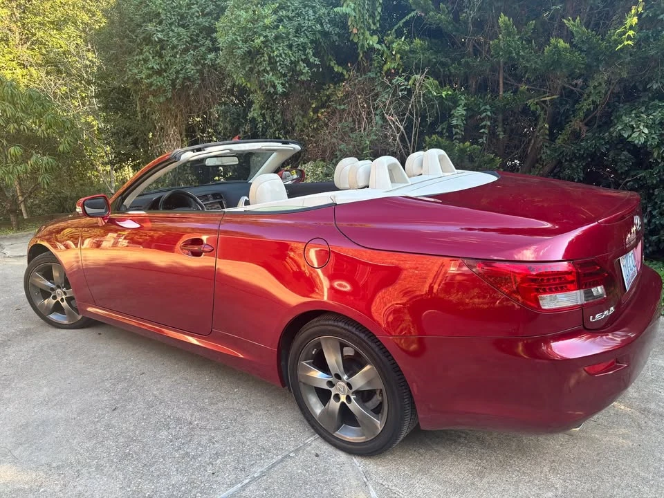 2011 Lexus IS 2nd Gen - Image 6 of 20