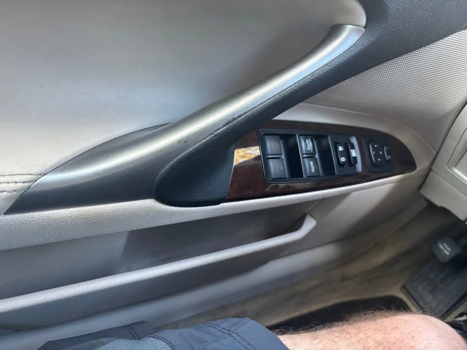 2011 Lexus IS 2nd Gen - Image 13 of 20