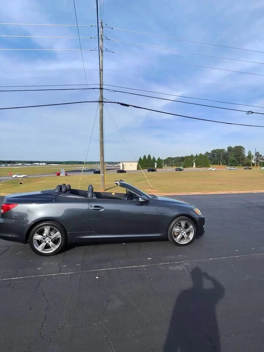 2011 Lexus IS 2nd Gen - Image 5 of 15