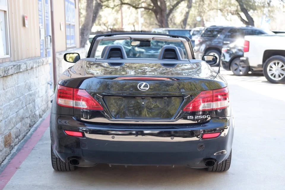 2011 Lexus IS 2nd Gen - Image 15 of 20