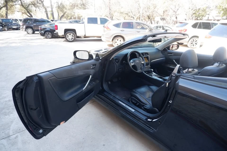 2011 Lexus IS 2nd Gen - Image 18 of 20