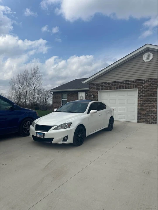 2011 Lexus IS 2nd Gen - Image 2 of 13